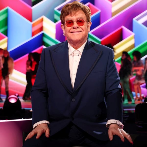 Ο Elton John δεν είναι καθόλου καλά