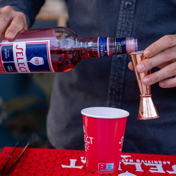 Με το spritz του Select Aperitivo βρίσκεσαι απευθείας στη Βενετία