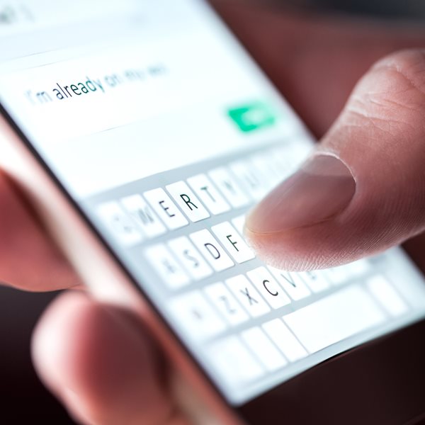 Ο χρόνος που χρειάζεσαι για να απαντήσεις σε ένα γραπτό μήνυμα, 'λέει' πολλά για σένα