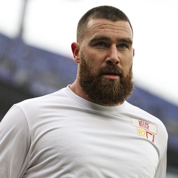 Τι δουλειά έχει ο Travis Kelce στο Grotesquerie του Ryan Murphy;