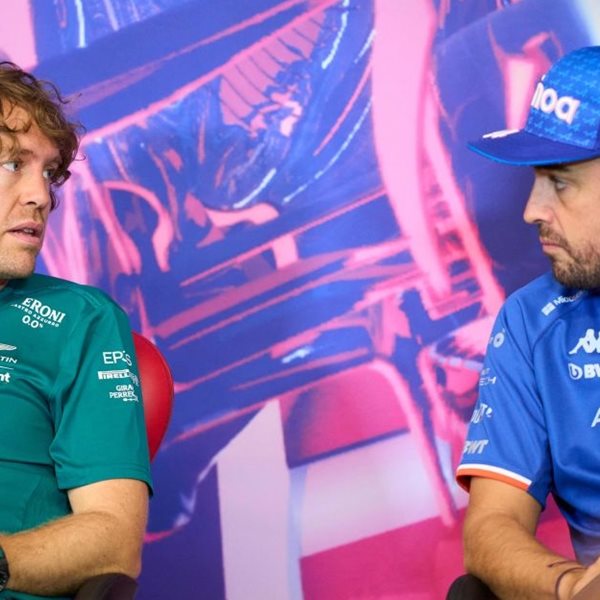 Ο Fernando Alonso στη θέση του Vettel στην Aston Martin