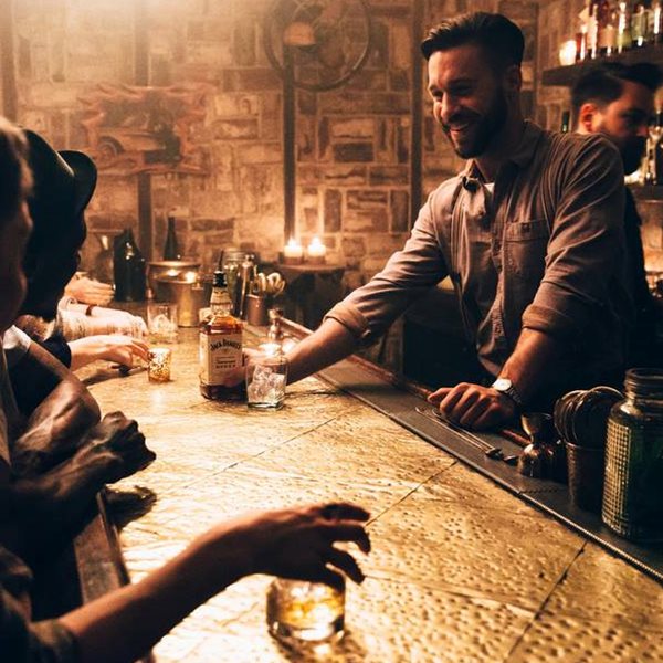 Το Jack Daniel’s κάνει τις βραδιές μας να μετρούν