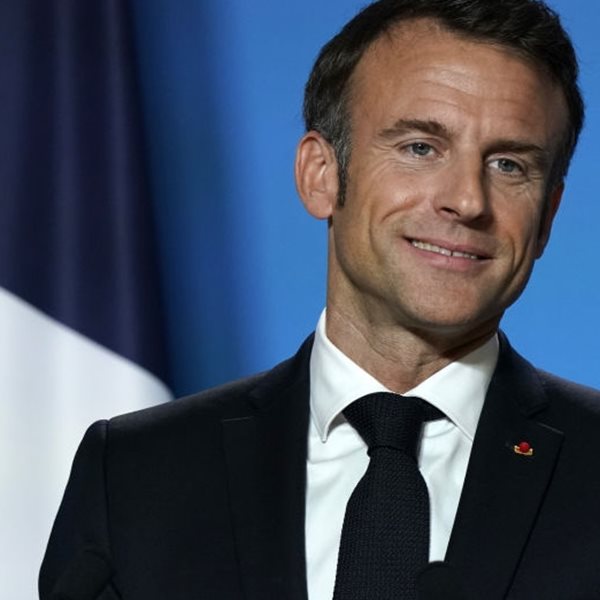 Η επόμενη μέρα στη Γαλλία μετά τη μεγάλη ανατροπή