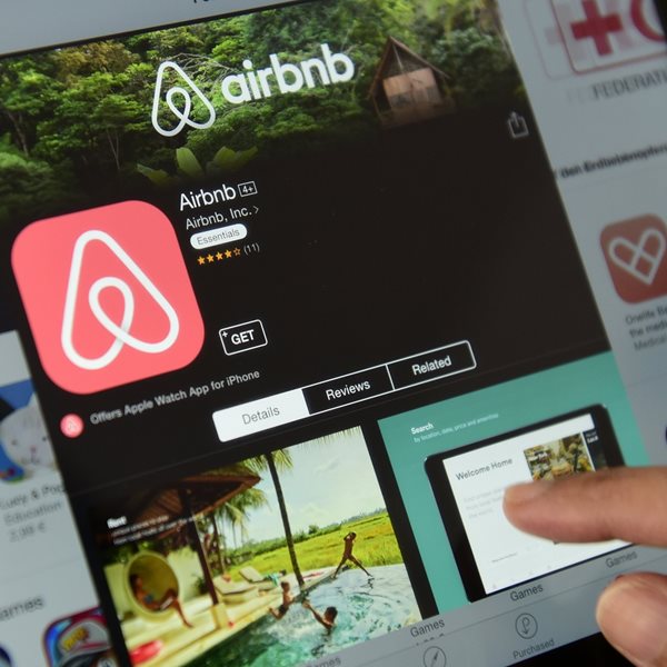 Το κύκνειο (;) άσμα του Airbnb στην Αθήνα