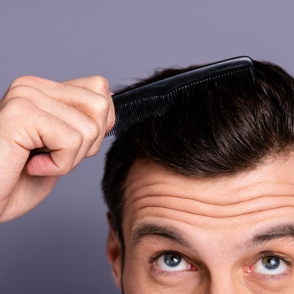 Πού οφείλεται και πώς αντιμετωπίζεται η τριχόπτωση;