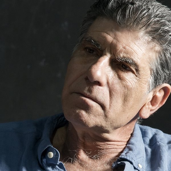 Ο Γιάννης Μπέζος είναι η φωνή της λογικής μας