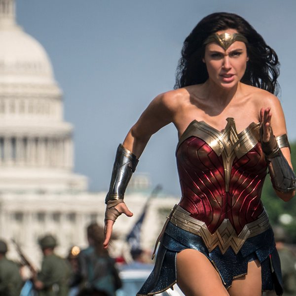 Η Wonder Woman είναι το χριστουγεννιάτικο δώρο μας