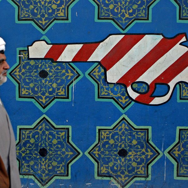 Ιράν-Η.Π.Α: Μία διαχρονική σχέση οργής