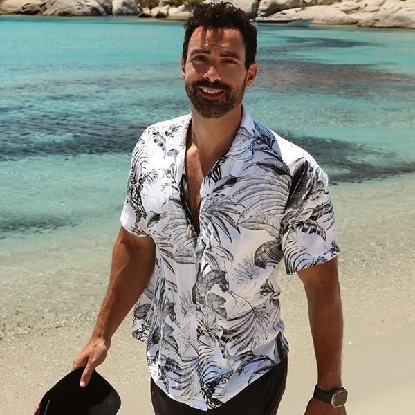 Πώς θα γίνεις πλούσιος, σύμφωνα με τον Σάκη Τανιμανίδη