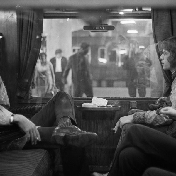 Η αιώνια διαμάχη μεταξύ Beatles και Rolling Stones