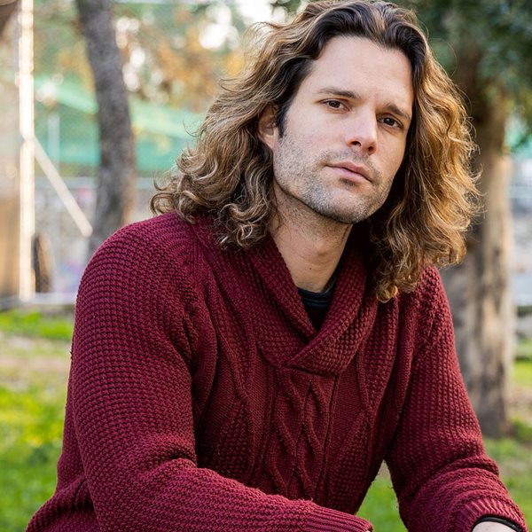 O Νικόλας Μπράβος δεν αφήνει τίποτα στην τύχη