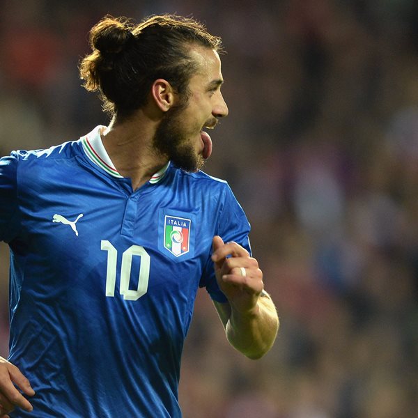 Ο άνθρωπος που έκοψε την μπάλα για τις μπύρες και το bbq