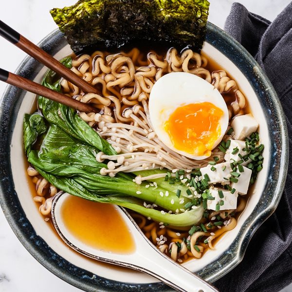 Η συνταγή για το περίφημο ramen του Momofuku