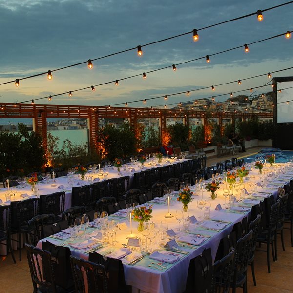 Το δείπνο της Vilebrequin με έμπνευση από την Ελλάδα