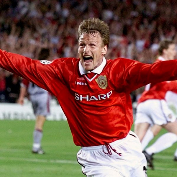 Ο από μηχανής θεός Teddy Sheringham