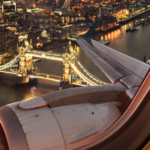 Ίσως δεν πρέπει να κάθεσαι στο παράθυρο στο αεροπλάνο