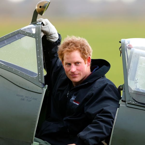 Ο πρίγκιπας Harry επιστρέφει εσπευσμένα στο Ηνωμένο Βασίλειο