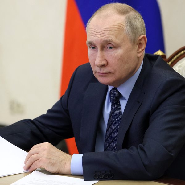 Σιγά - σιγά ο Putin πληγώνεται από το ευρωπαϊκό εμπάργκο