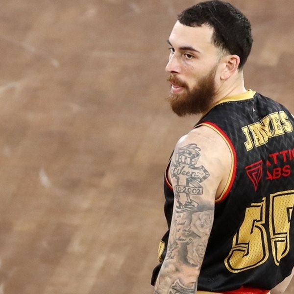 O Mike James δε γεννήθηκε για να πρωταγωνιστεί