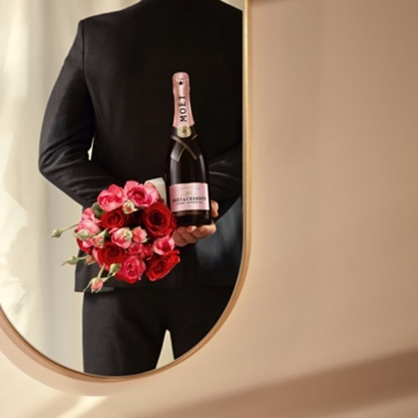 Ο Άγιος Βαλεντίνος ταιριάζει τέλεια με τη Moët & Chandon