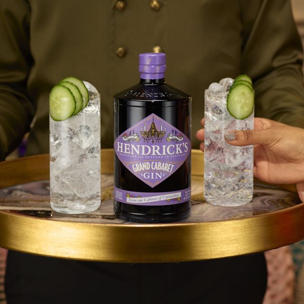 Grand Cabaret, το αναζωογονητικά φρουτώδες, νέο limited edition του Hendrick’s