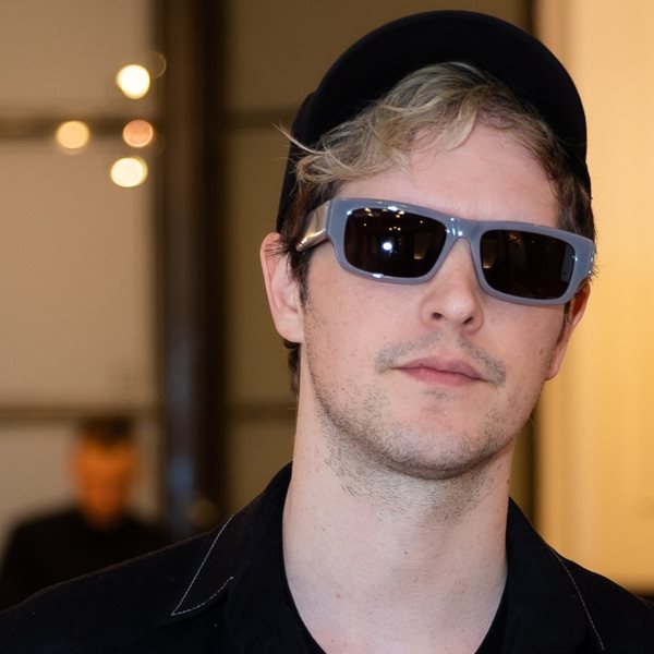 Η Kering Eyewear παρουσίασε τις νέες της συλλογές για την άνοιξη και το καλοκαίρι του 2023