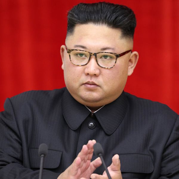 O Kim Jong Un είναι ζωντανός