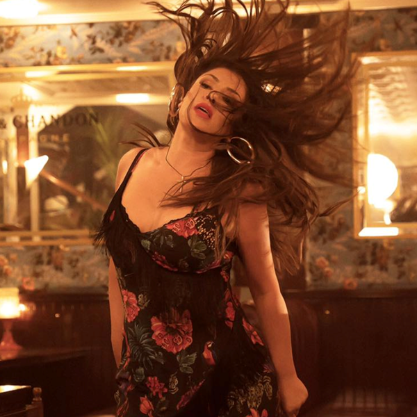 Η Έλενα Παπαρίζου ήταν, είναι και θα είναι θεά