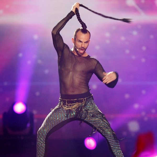 Μήπως τελικά αγαπάμε να μισούμε την Eurovision;