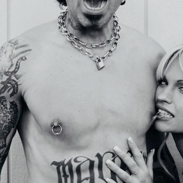 Lily James και Sebastian Stan όπως λέμε Pamela Anderson και Tommy Lee