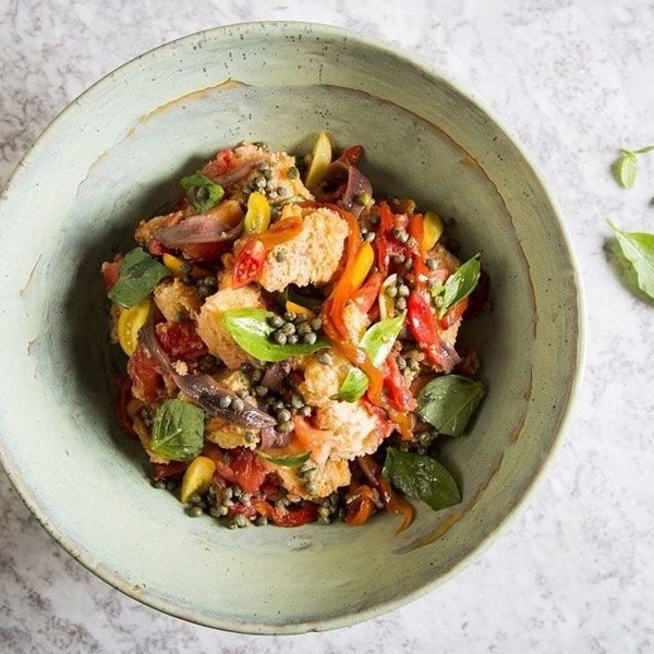 Panzanella, η νόστιμη σαλάτα της νηστείας