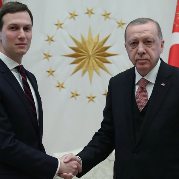 Η Guardian αποκαλεί "νταή" τον Erdogan και προειδοποιεί