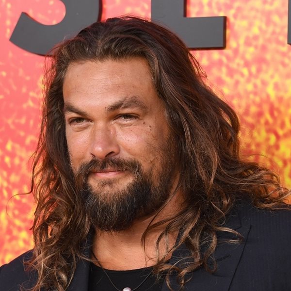 O Jason Momoa πέρα από τον Aquaman