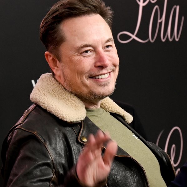 Το επικό σχόλιο του Elon Musk για την Ελένη Τσολάκη