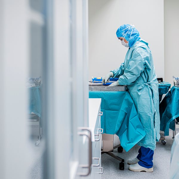 Αυτός είναι ο λόγος που ο καρκίνος "χτυπάει" τις νεότερες ηλικίες