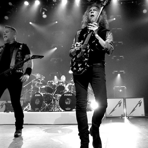 Ο James Hetfield των Metallica έκανε τατουάζ με τις στάχτες του Lemmy των Motorhead