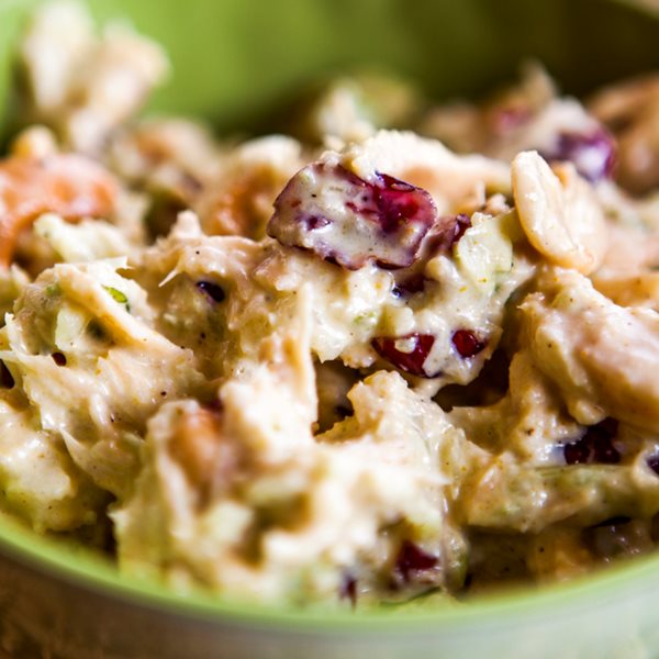 Η πιο νόστιμη σαλάτα με ό,τι περίσσεψε