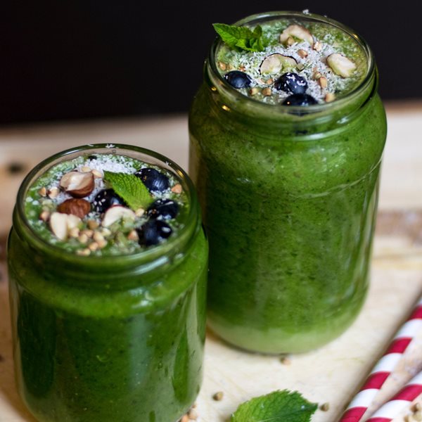 4 συνταγές για superfood smoothies