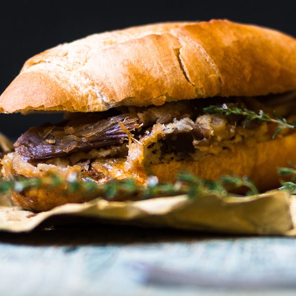 Bifana: Ο βασιλιάς του πορτογαλικού street food