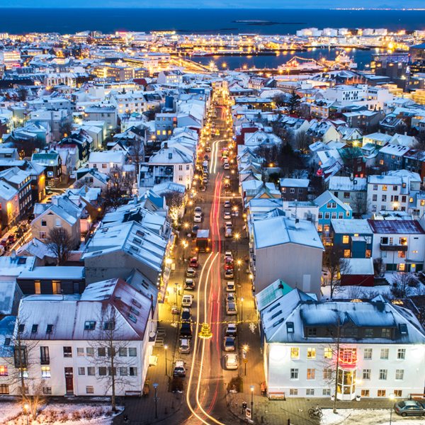 Η Ισλανία εφάρμοσε 35ωρη εργασία. Και πέτυχε.