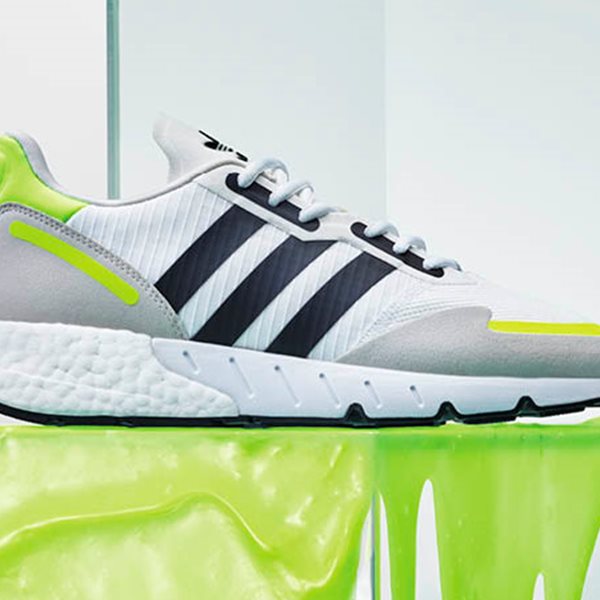Σπάζοντας όλες τις συμβάσεις με τα Adidas ZX 2K Pure