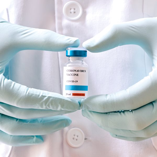 Η Ευρώπη προμηθεύεται 200 εκατομμύρια εμβόλια των Pfizer-BioNTech