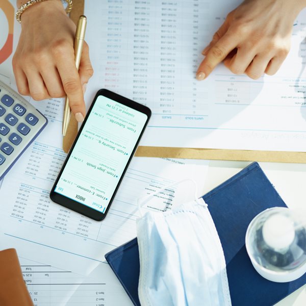 Οι δύο φόροι της πανδημίας και πώς θα διευθετηθούν