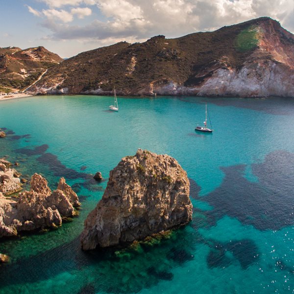 Στη 2η θέση παγκοσμίως η Ελλάδα στις Γαλάζιες Σημαίες 2020