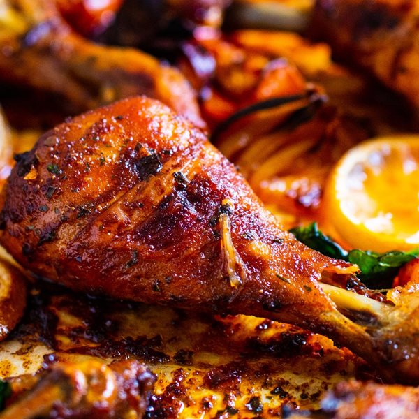 Μπουτάκια κοτόπουλου με πικάντικο γλάσο, η συνταγή