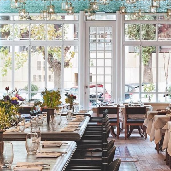 Cookoovaya, Basegrill και Travolta μαγειρεύουν για τους γιατρούς της πόλης