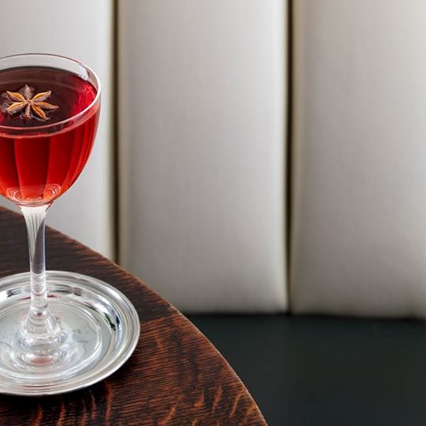 Πώς αντιμετωπίζουν μερικά από τα κορυφαία μπαρ του κόσμου τον κορονοϊό