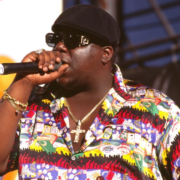 5 στυλ γυαλιών ηλίου που είναι φέτος μόδα