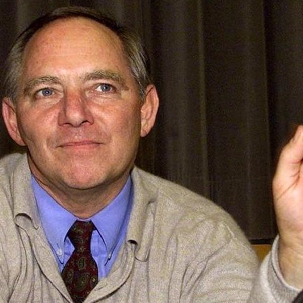 Όσα αναφέρει ο Schäuble στα απομνημονεύματά του για την Ελλάδα, τον Αλέξη Τσίπρα και τον Γιάνη Βαρουφάκη