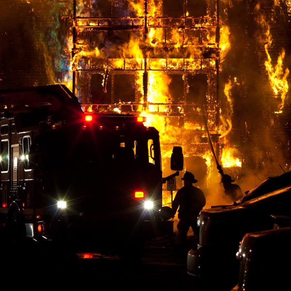 Σε κρίσιμη κατάσταση νοσηλεύονται ο Μανώλης Μαυρομμάτης και η σύζυγός του